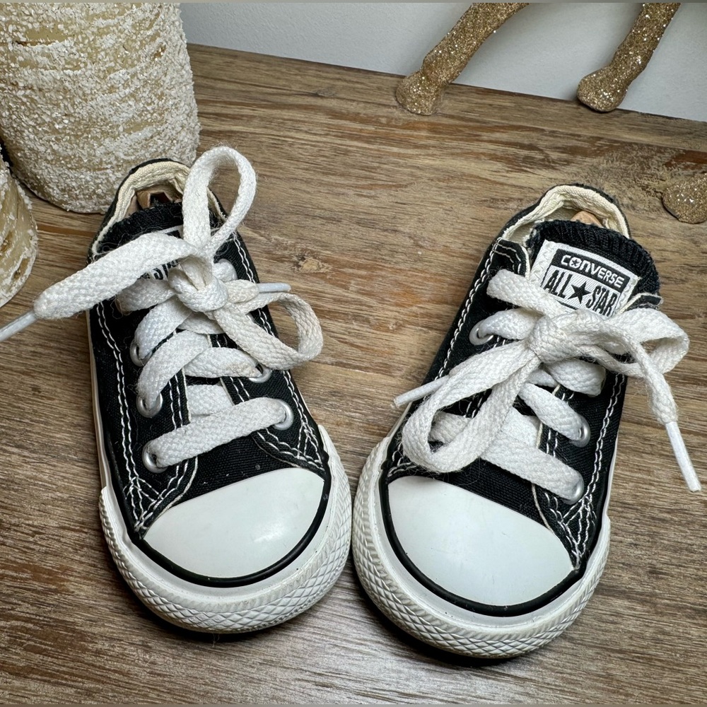 Toddler Converse Size 5